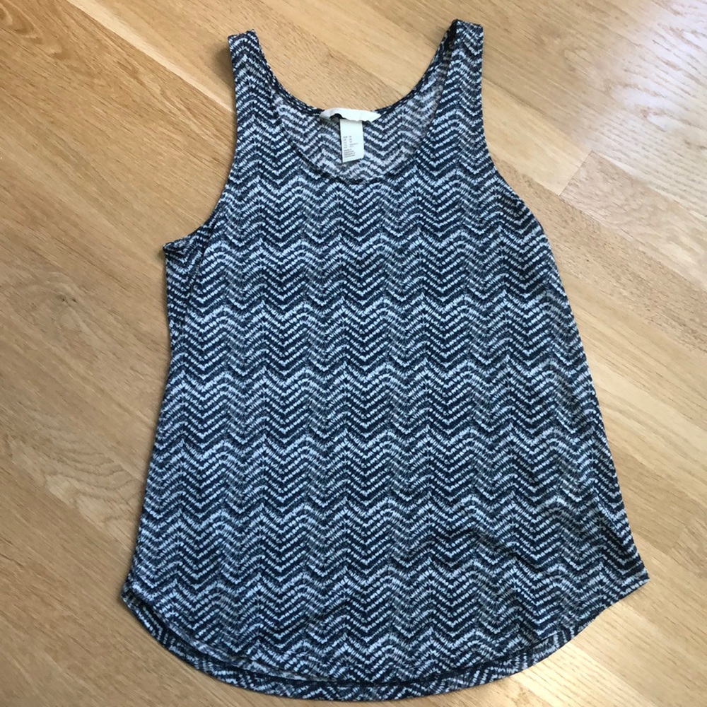 Super cute chevron tank top!!